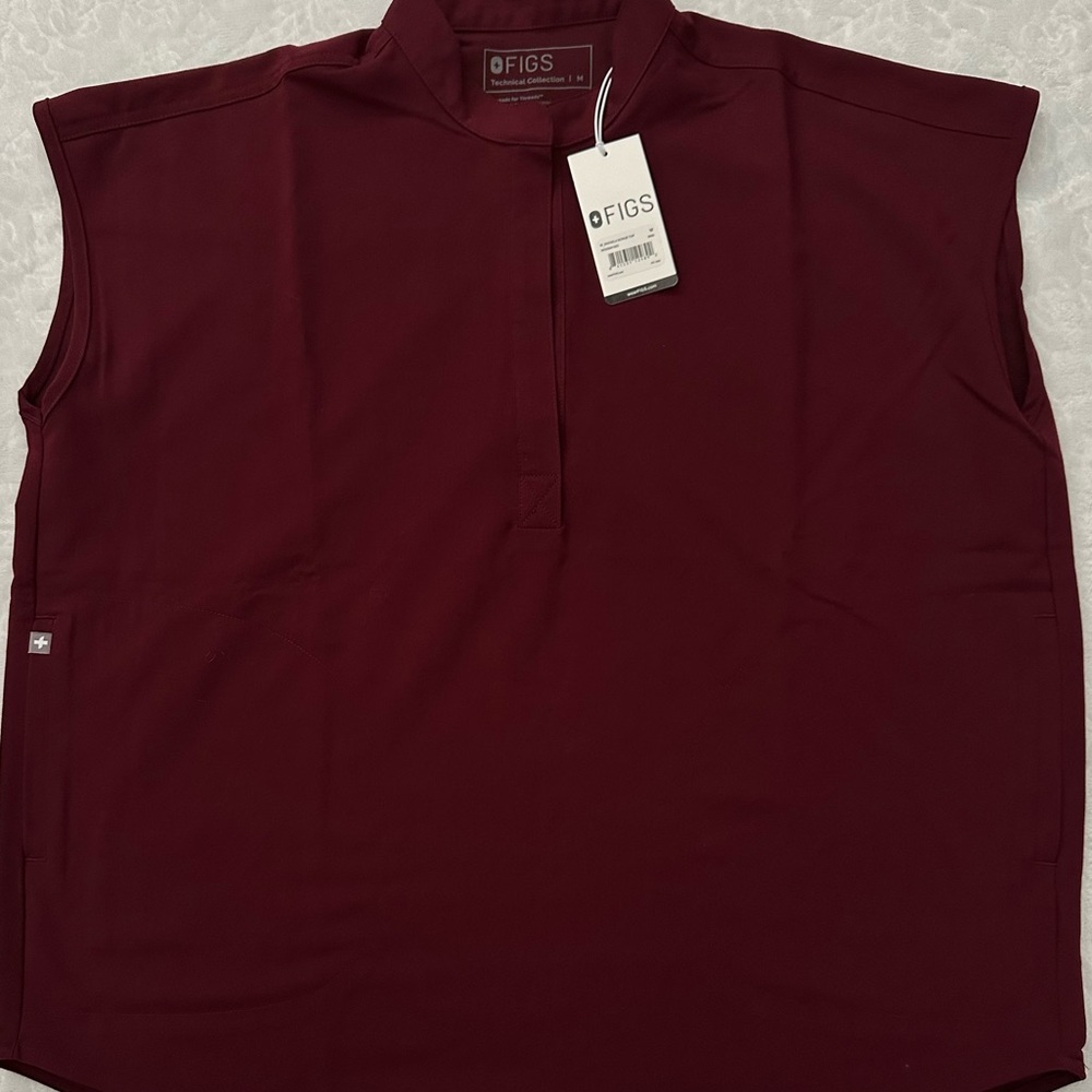 NWT Figs Rafaela Oversized Scrub Top-Size M